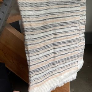 LOFT scarf. Lightly worn.